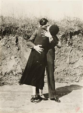 (AMERICAN CRIME) A suite of 10 photographs detailing the infamous life and death of Bonnie and Clyde. Circa 1932-34 & 1934.